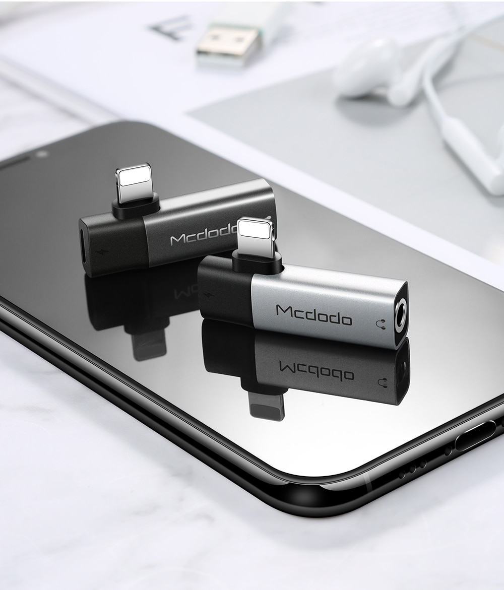 Black and Grey Headphone Adapter for iPhone Black and Grey Headphone Adapter for iPhone