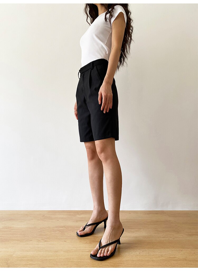 Loose High Waist Straight Shorts