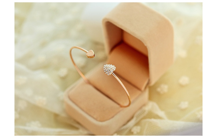 Women's Double Heart Bracelet Women's Double Heart Bracelet