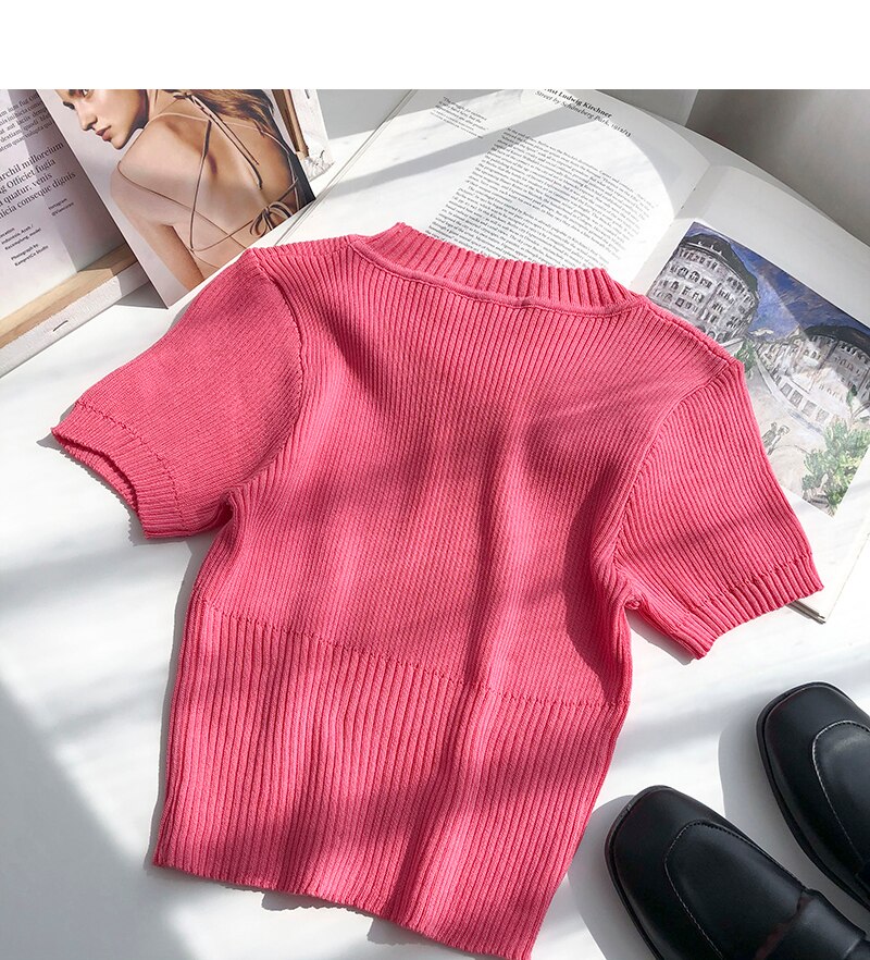 Women's Short Sleeved Knitted Crop Top