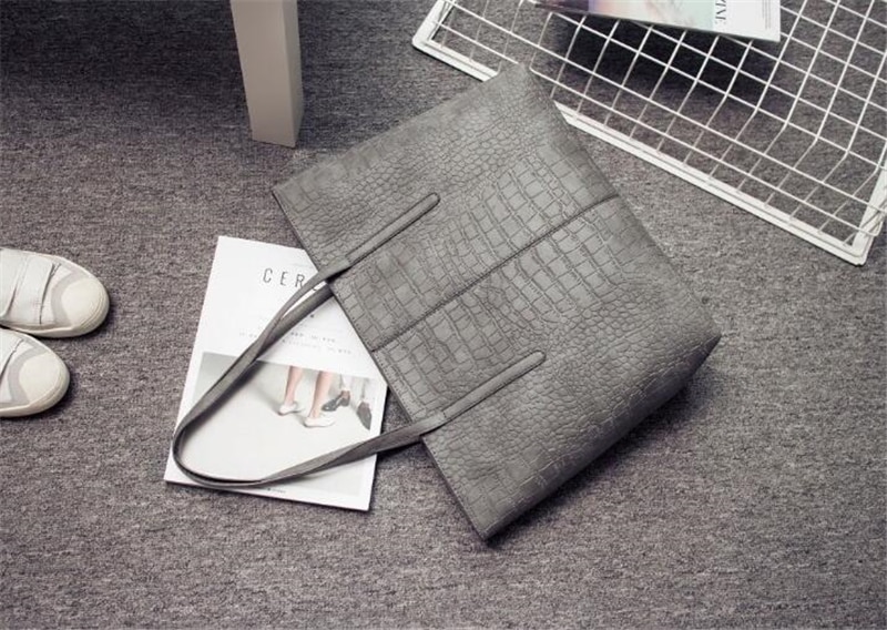 Women's Alligator Leather Shoulder Bag