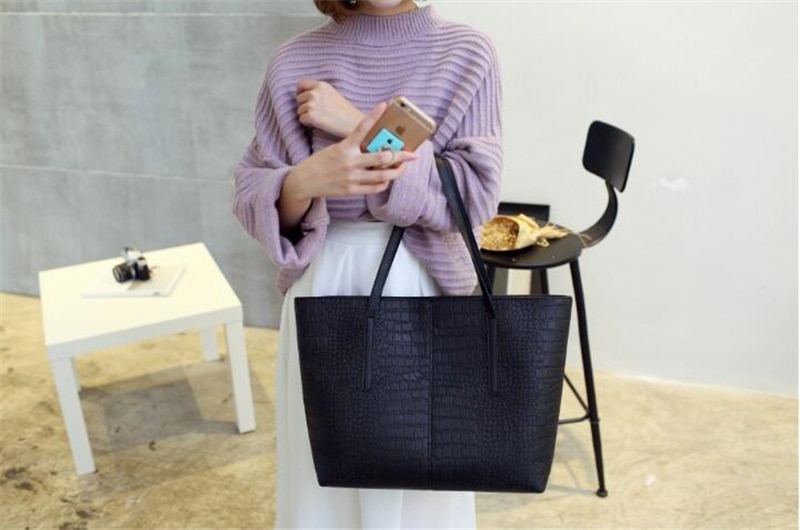 Women's Alligator Leather Shoulder Bag