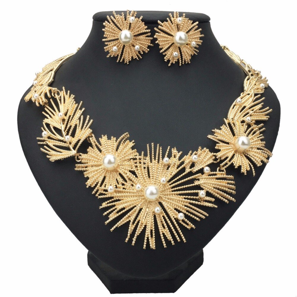 Star Patterned Jewelry Set