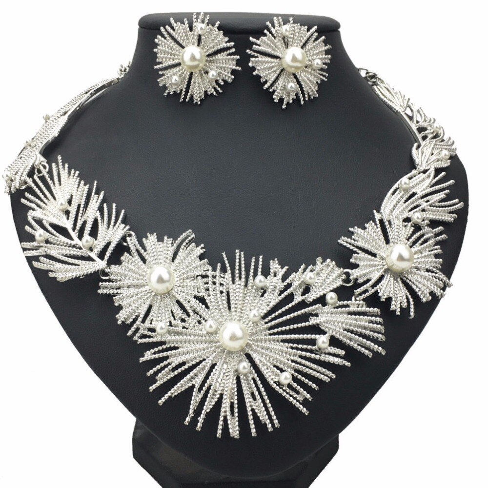 Star Patterned Jewelry Set