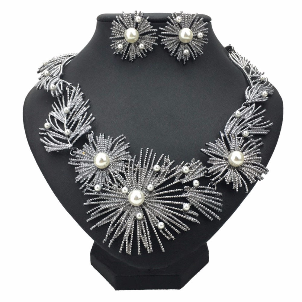 Star Patterned Jewelry Set