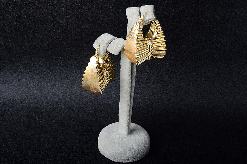 Women's Egypt Style Earrings and Necklace Set