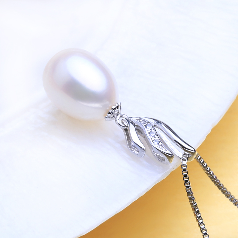 Women’s Stylish 925 Silver Pearls Necklace and Earrings Jewelry 3 pcs Set