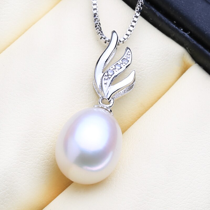 Women’s Stylish 925 Silver Pearls Necklace and Earrings Jewelry 3 pcs Set