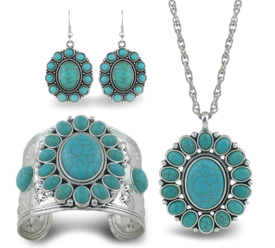 Women's Turquoise Necklace and Earrings Set