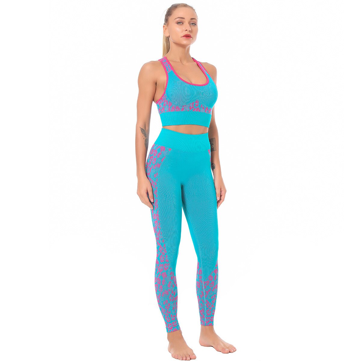 Women's Leopard Detail Sports Bra and Leggings Set