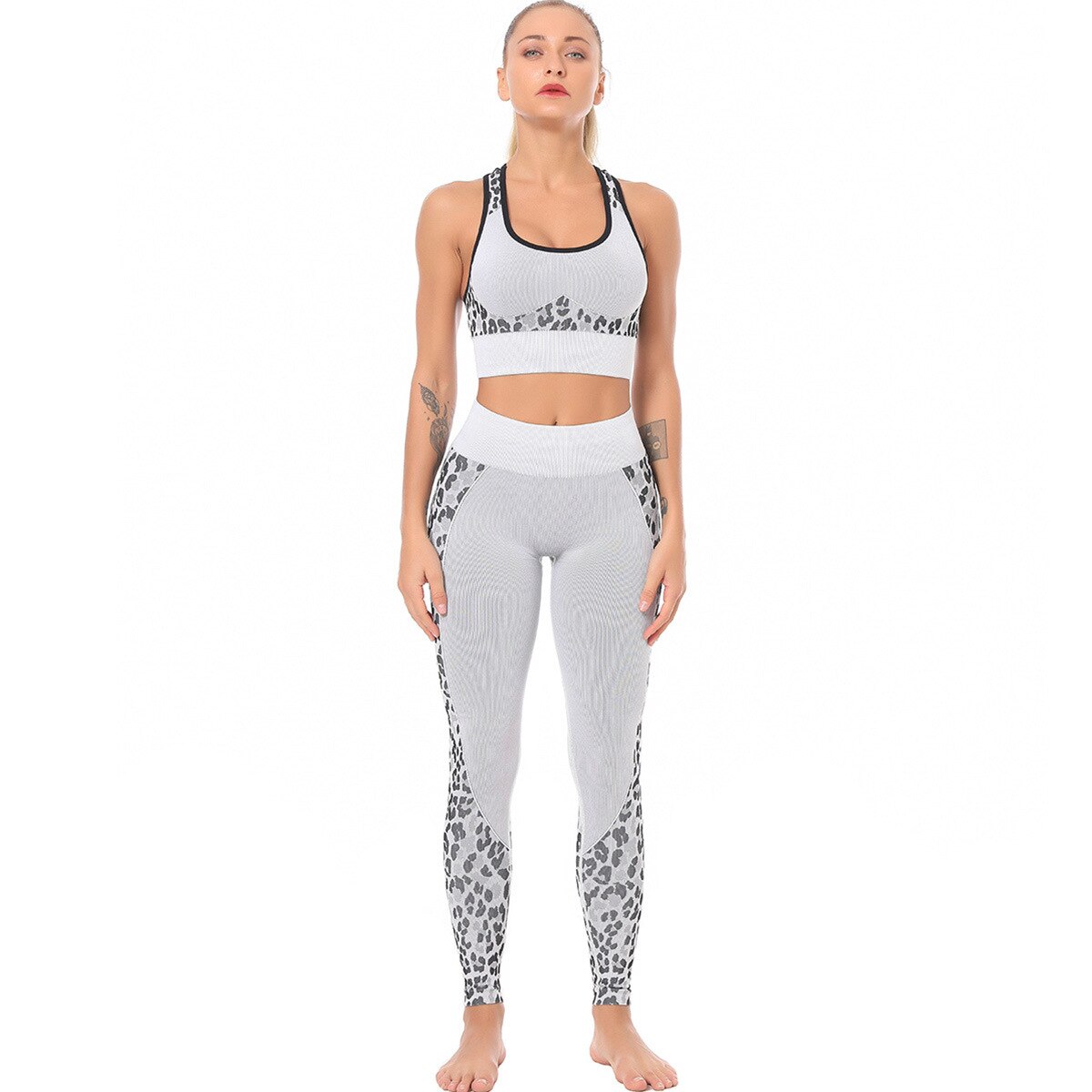 Women's Leopard Detail Sports Bra and Leggings Set