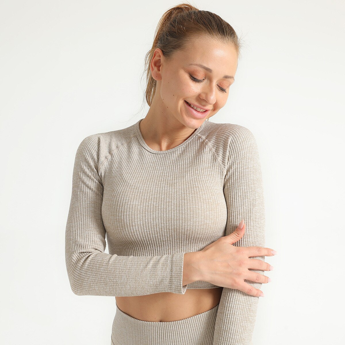 Women's Ribbed Seamless Sports Crop Top and Leggings Set