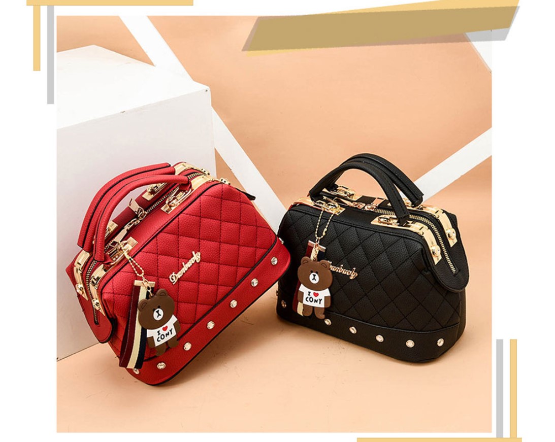 Women's Kawaii Design Quilted Handbag